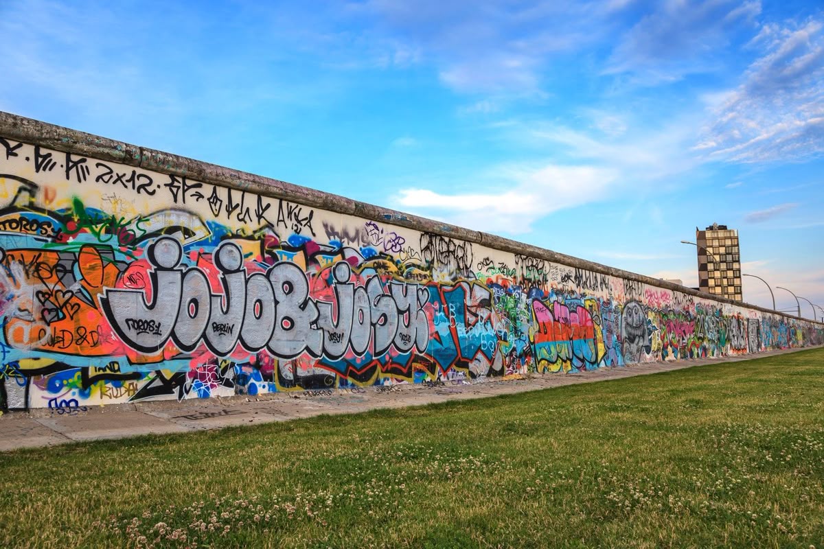 Berlin Duvarı kalıntıları